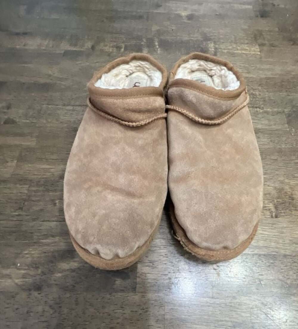 UGG Classic Slip-On Slipper Chestnut Brown Size 10